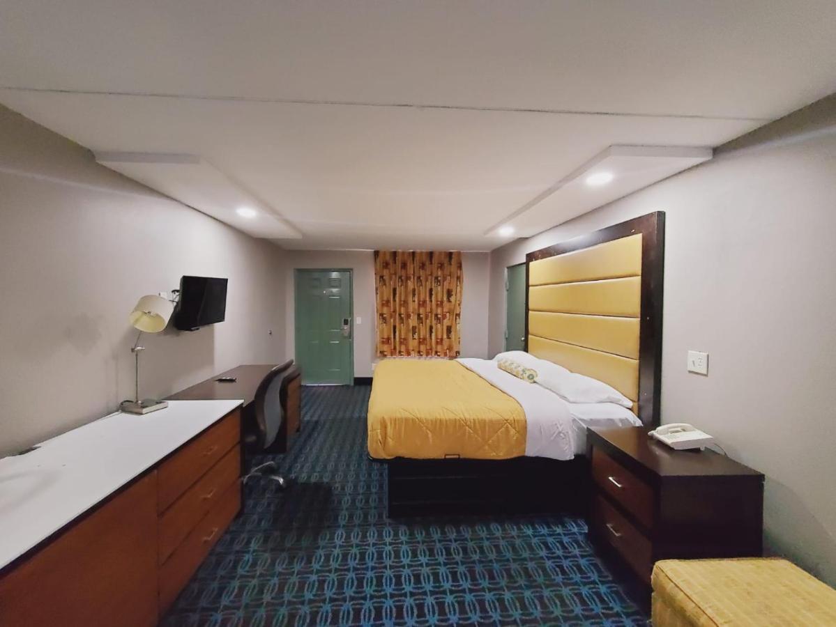 Scottish Inns & Suites Springdale Ngoại thất bức ảnh