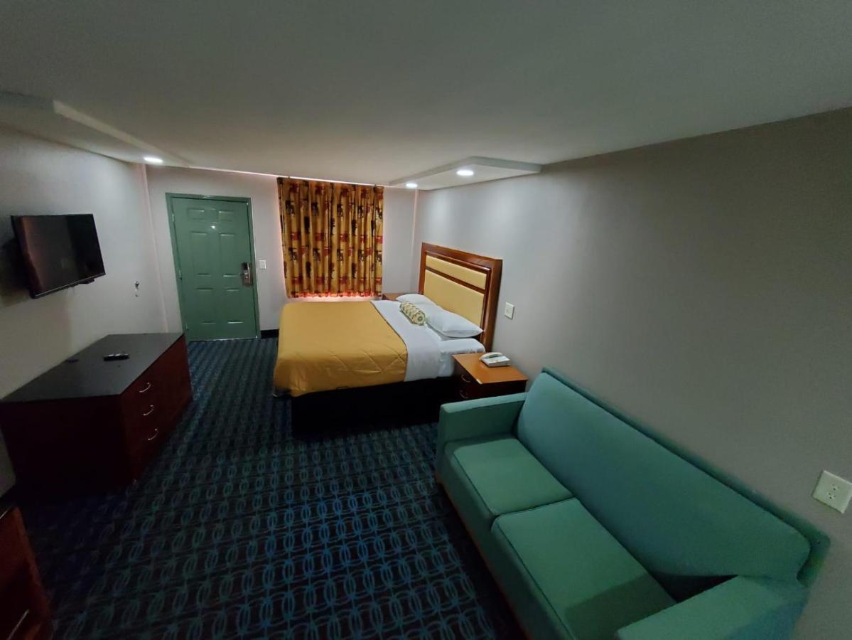 Scottish Inns & Suites Springdale Ngoại thất bức ảnh